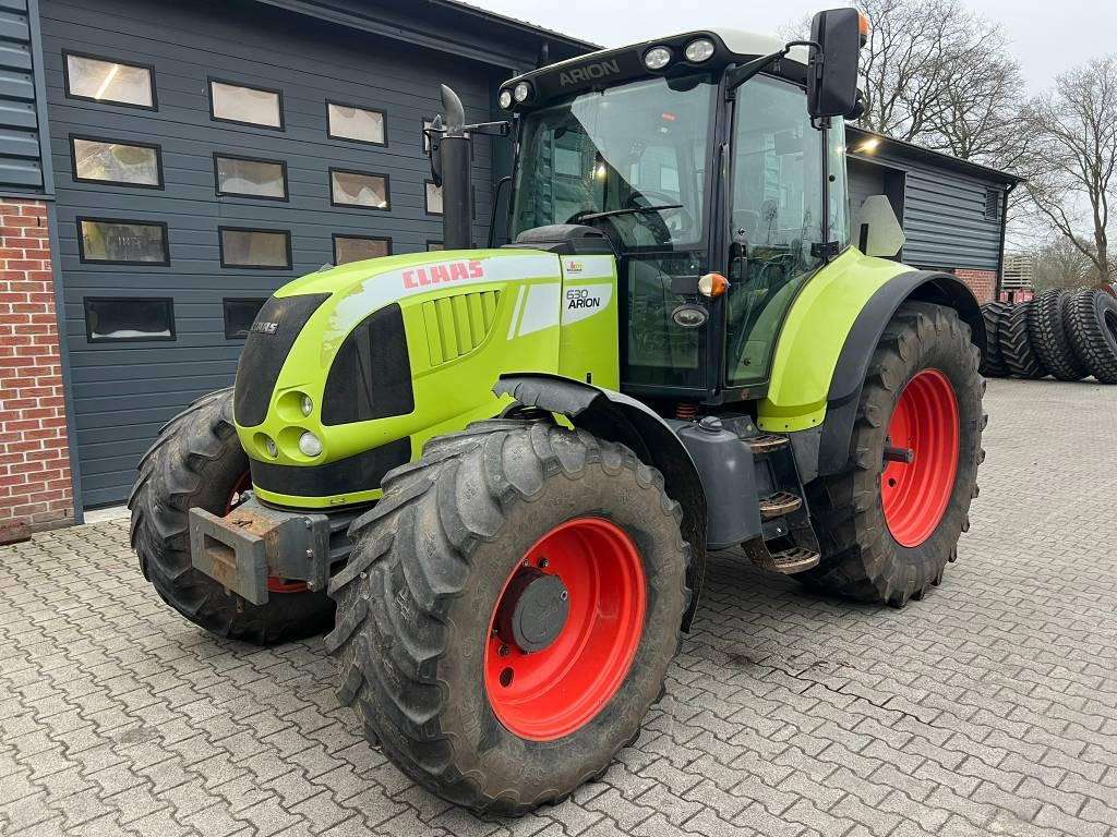 Tracteur agricole Claas Arion 630 Cebis