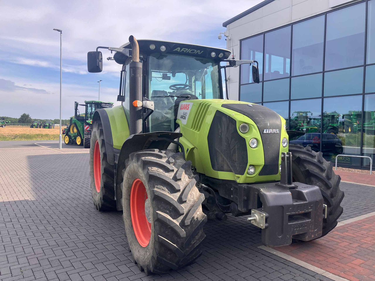 Tracteur agricole Claas Arion 640