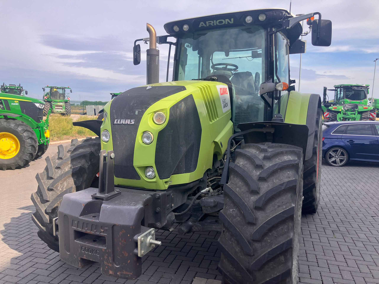 Tracteur agricole Claas Arion 640