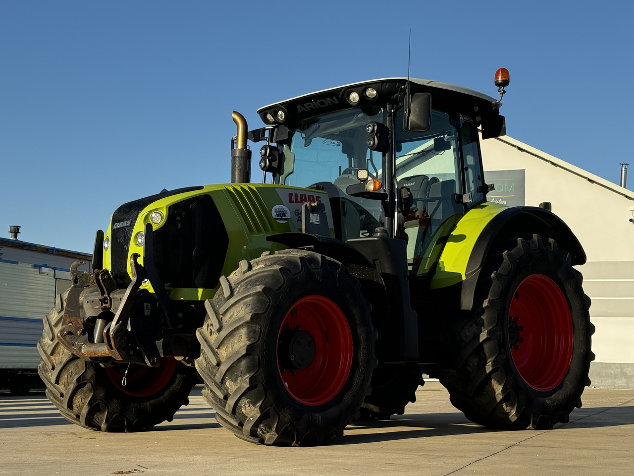 Tracteur agricole Claas Arion 640