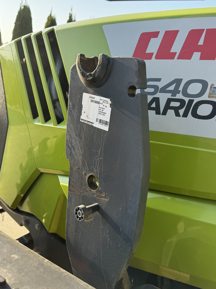 Tracteur agricole Claas Arion 640