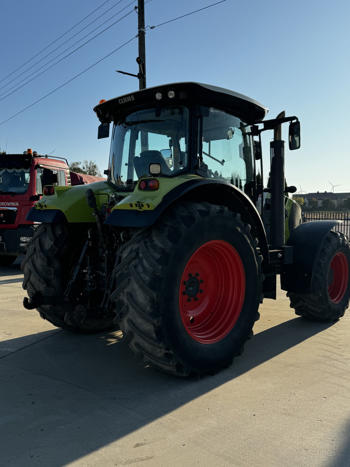 Tracteur agricole Claas Arion 640