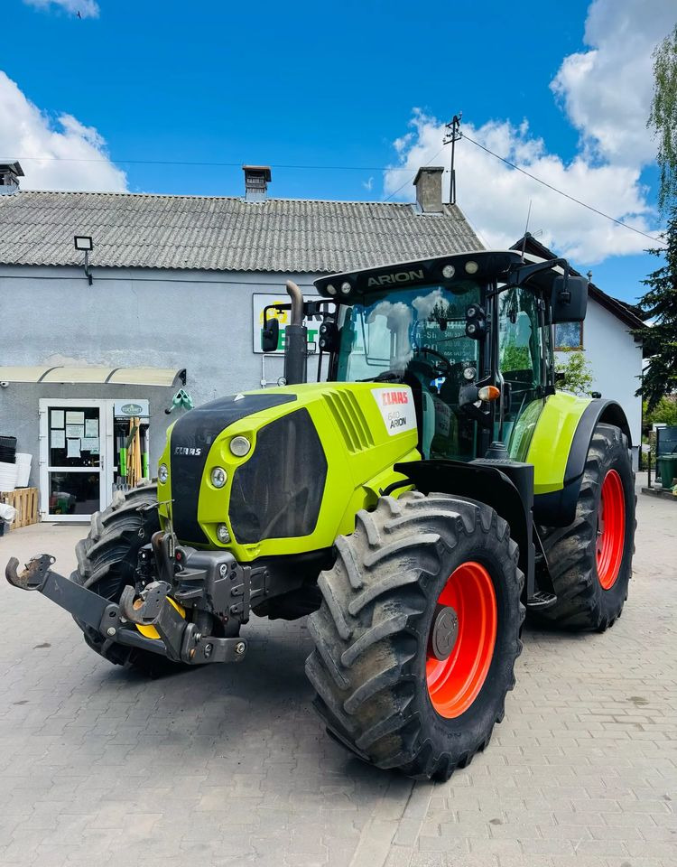 Tracteur agricole Claas Arion 640