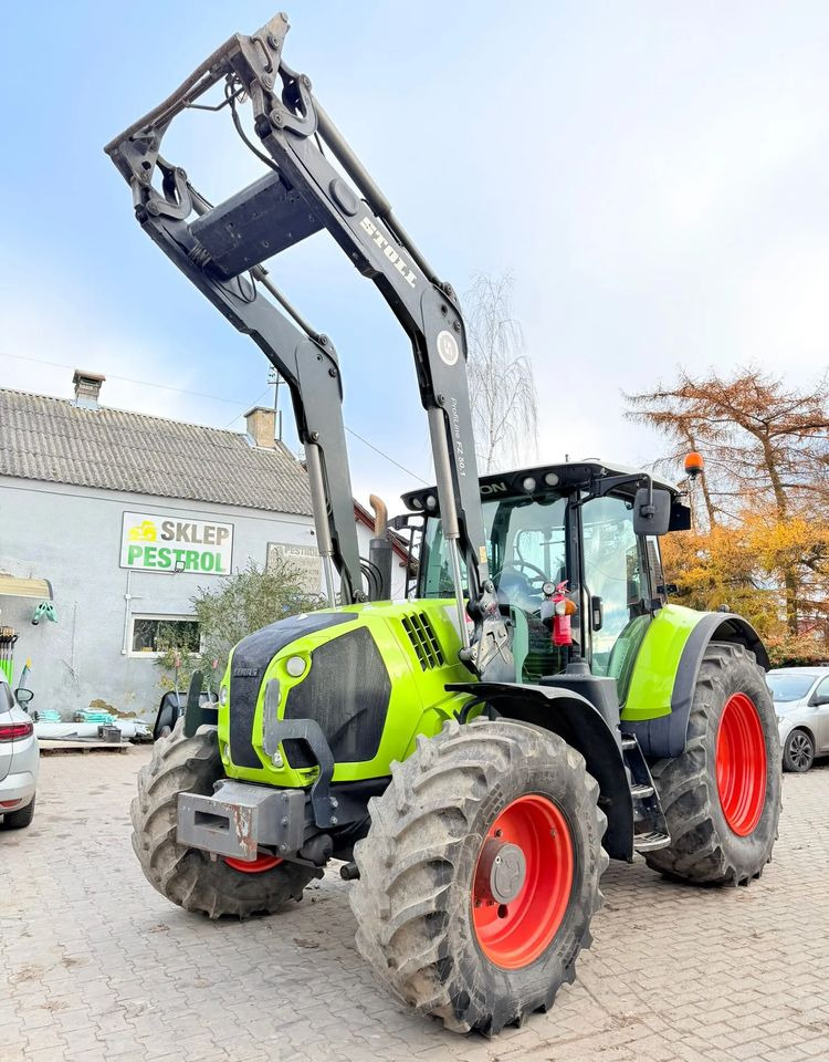 Tracteur agricole Claas Arion 640