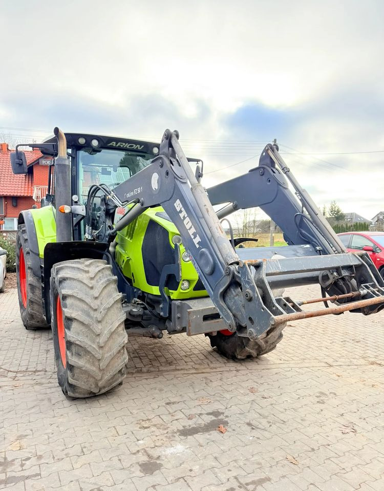 Tracteur agricole Claas Arion 640
