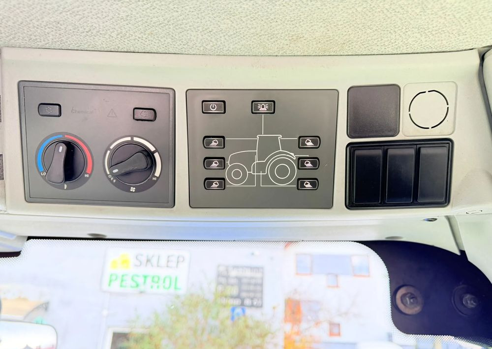 Tracteur agricole Claas Arion 640