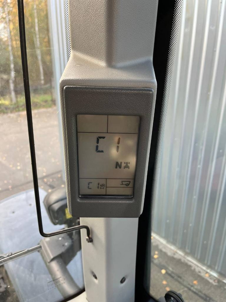 Tracteur agricole Claas Arion 640 CIS