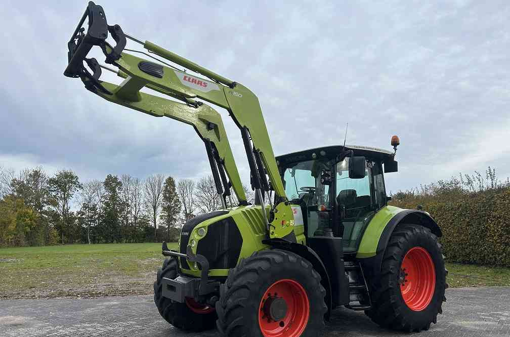 Tracteur agricole Claas Arion 640 cis, lucht, frontlader