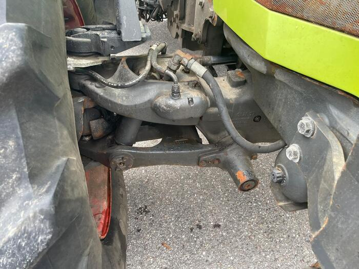 Tracteur agricole Claas Arion 650