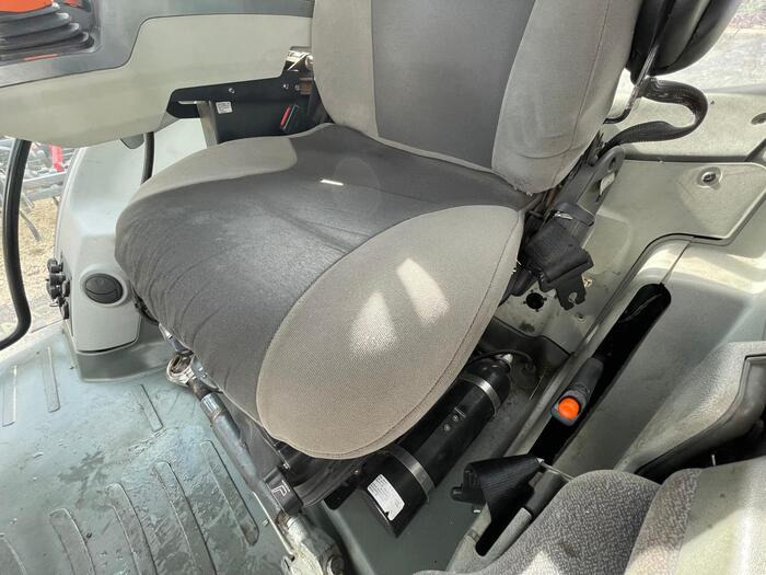 Tracteur agricole Claas Arion 650