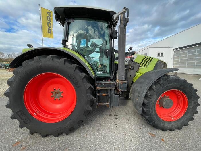 Tracteur agricole Claas Arion 650