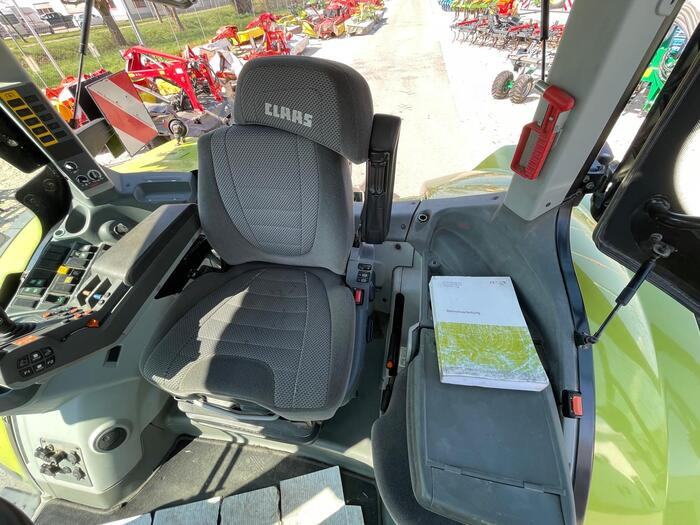 Tracteur agricole Claas Arion 650