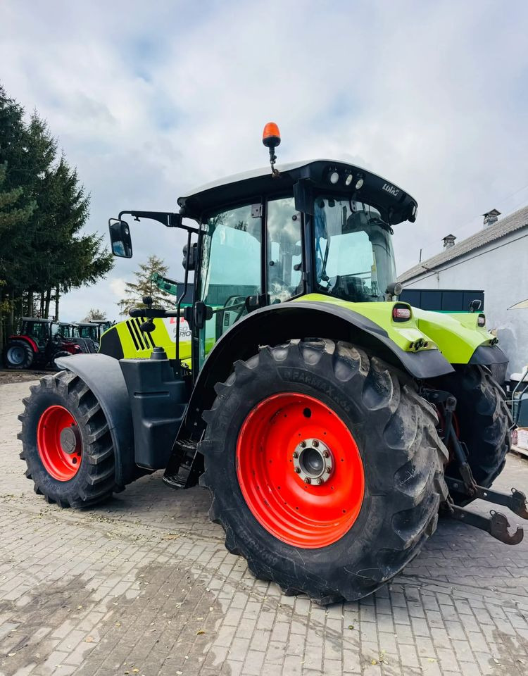 Tracteur agricole Claas Arion 650