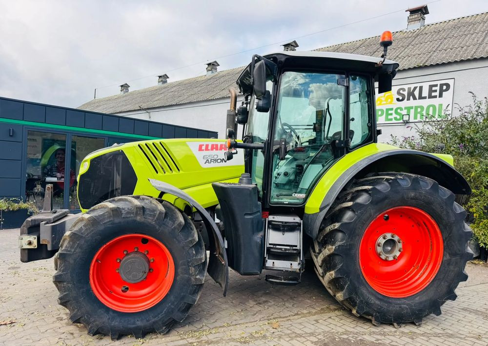 Tracteur agricole Claas Arion 650