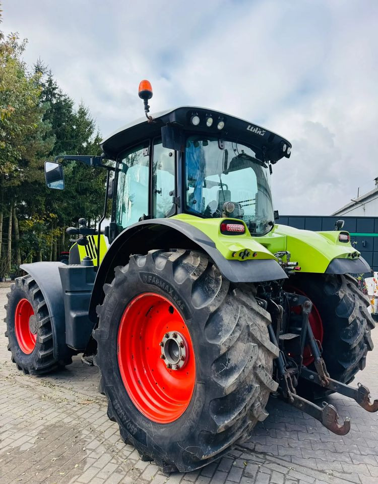 Tracteur agricole Claas Arion 650