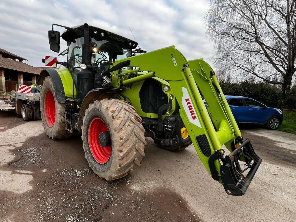 Tracteur agricole Claas Arion 650 Cmatic