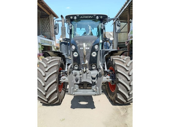 Tracteur agricole Claas Arion 660 CMATIC 