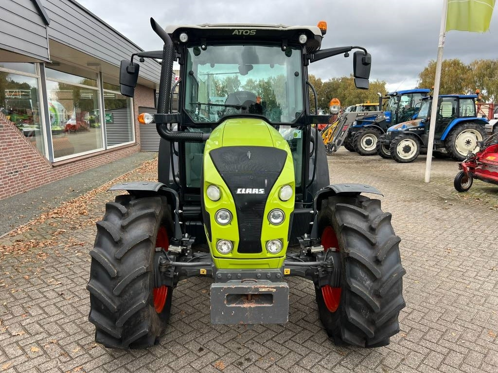 Tracteur agricole Claas Atos 230