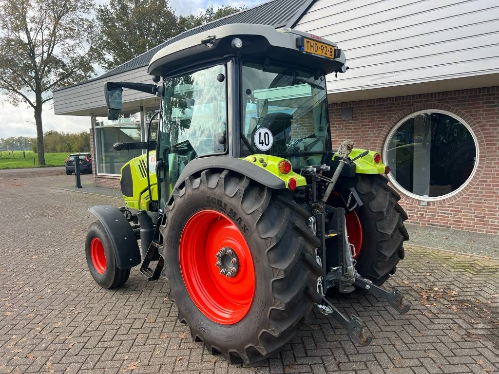 Tracteur agricole Claas Atos 230