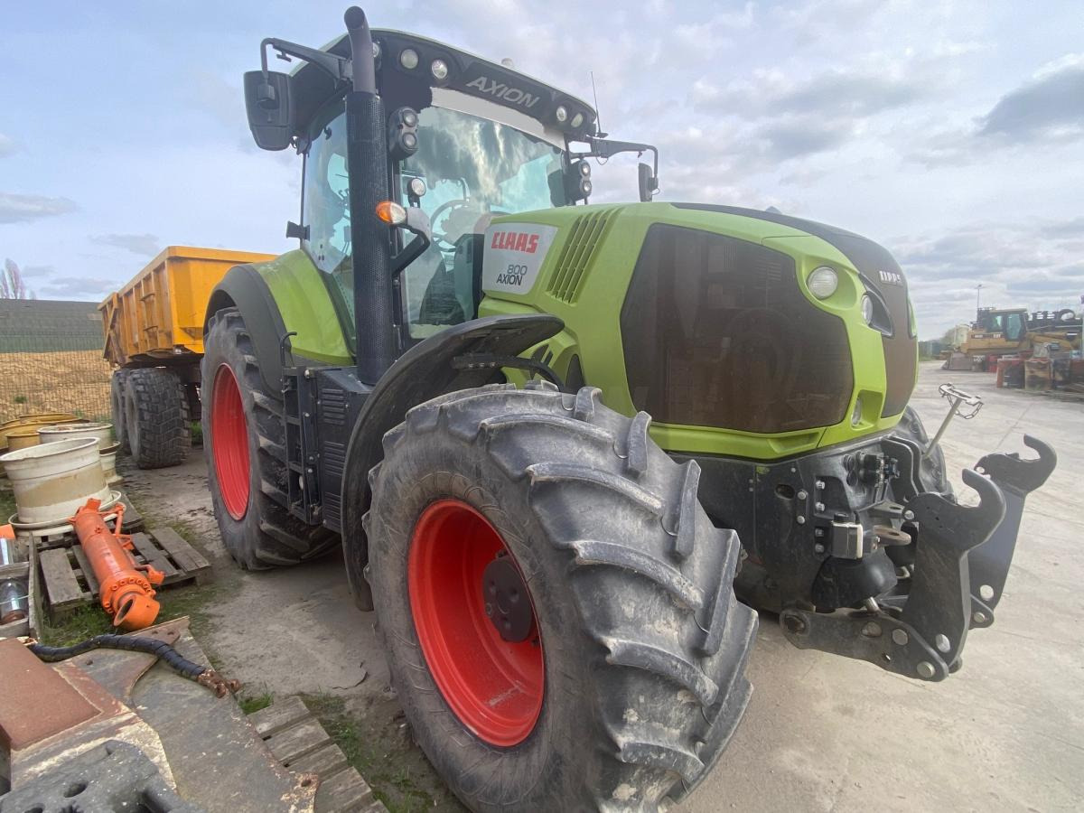 Tracteur agricole Claas Axion 800