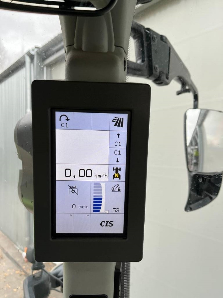 Tracteur agricole Claas Axion 800 CIS