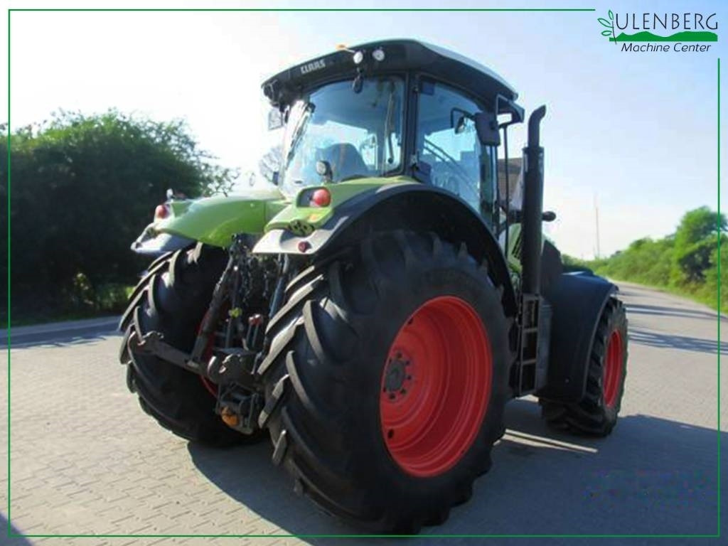 Tracteur agricole Claas Axion 810