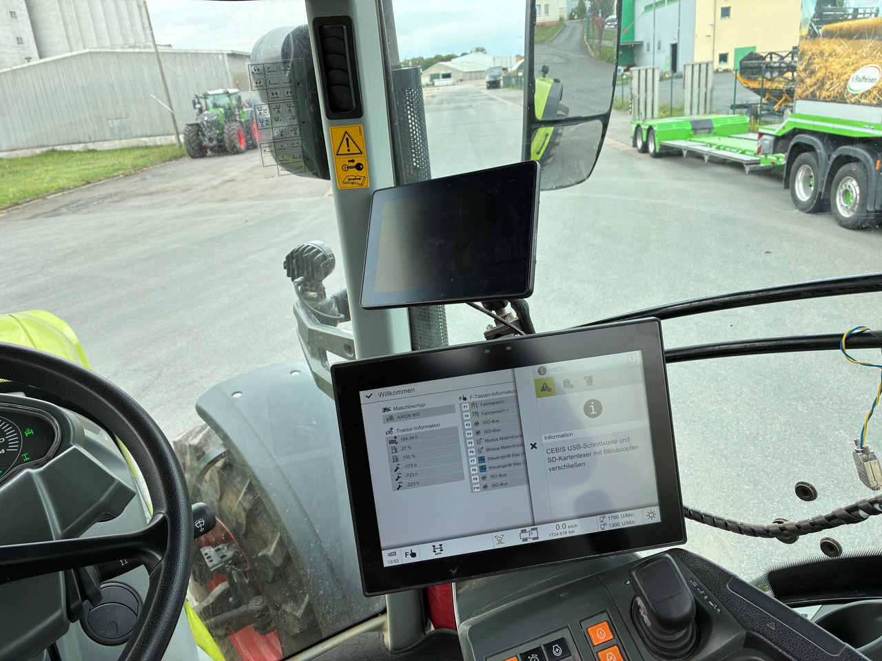 Tracteur agricole Claas Axion 810