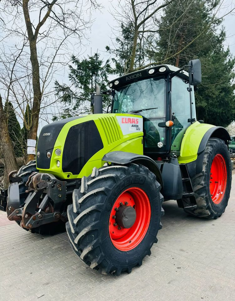 Tracteur agricole Claas Axion 810