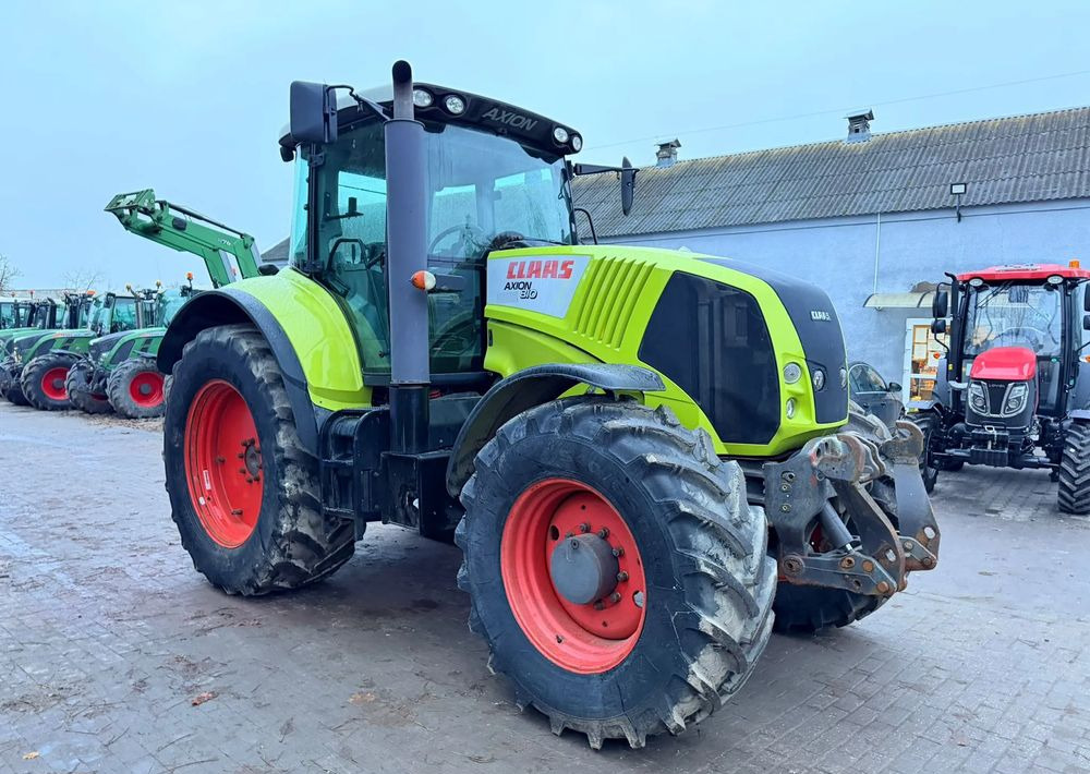 Tracteur agricole Claas Axion 810