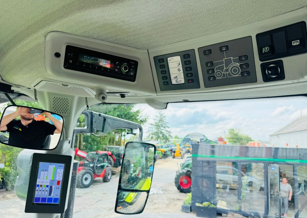 Tracteur agricole Claas Axion 810 CMATIC