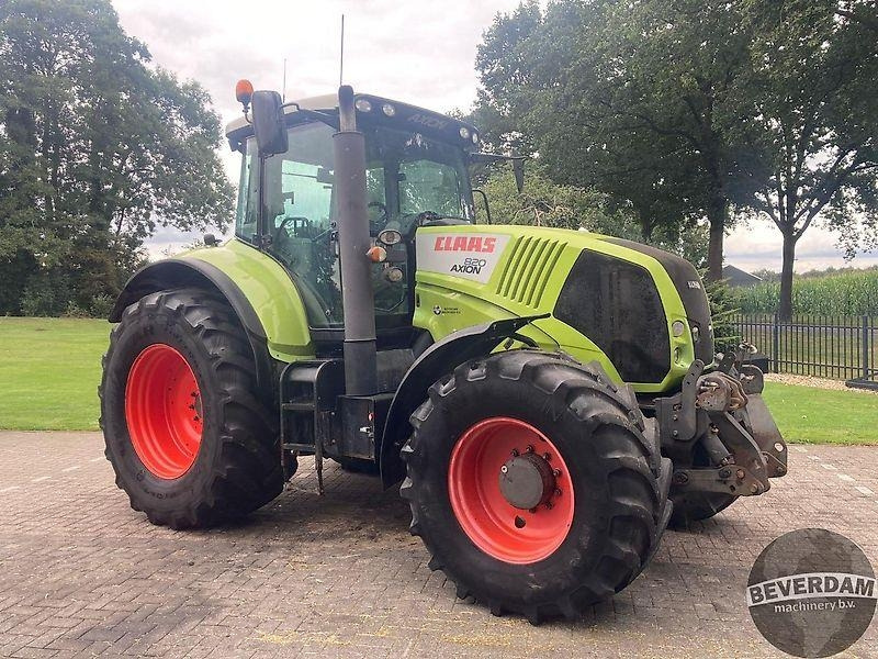 Tracteur agricole Claas Axion 820