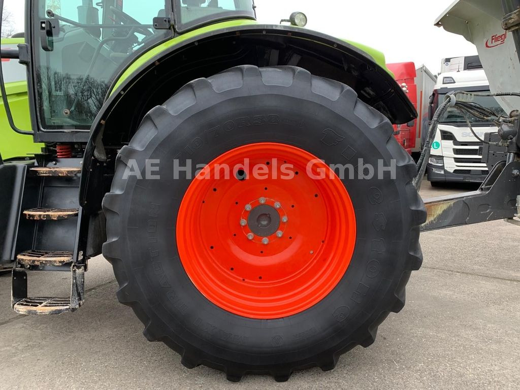 Tracteur agricole Claas Axion 820 4x4 *Straßen-Zulassung/CEBIS/AHK