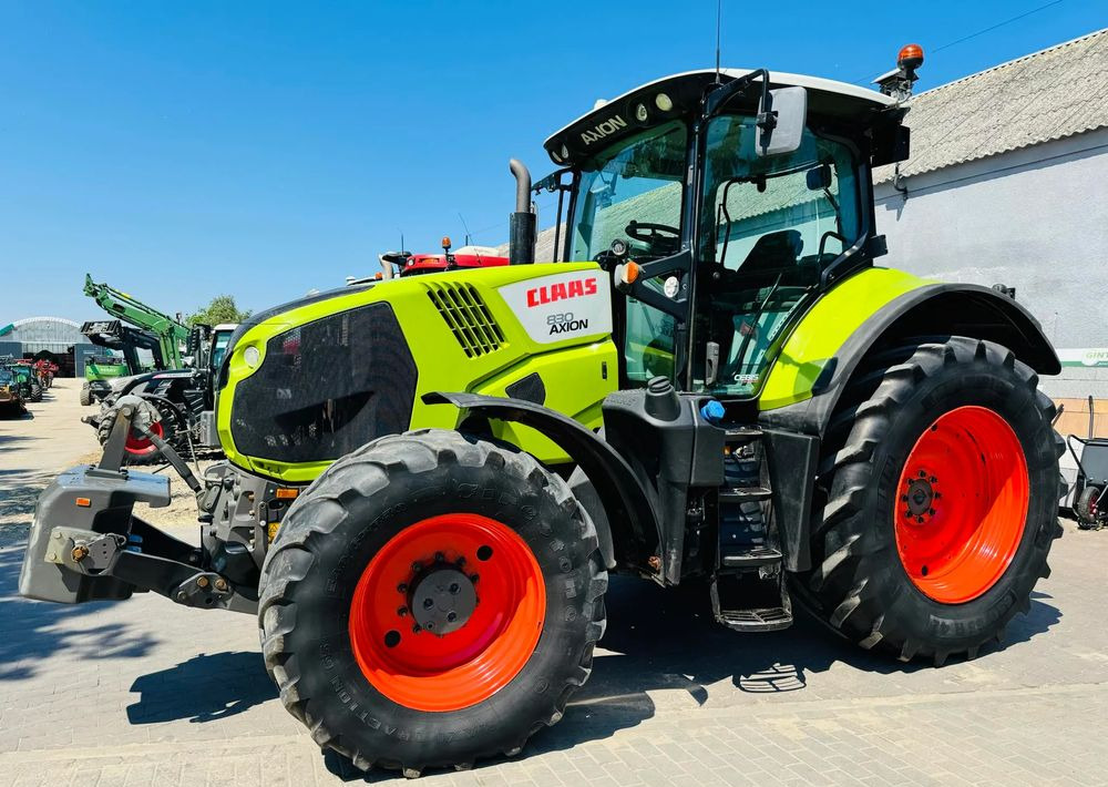 Tracteur agricole Claas Axion 830 CEBIS
