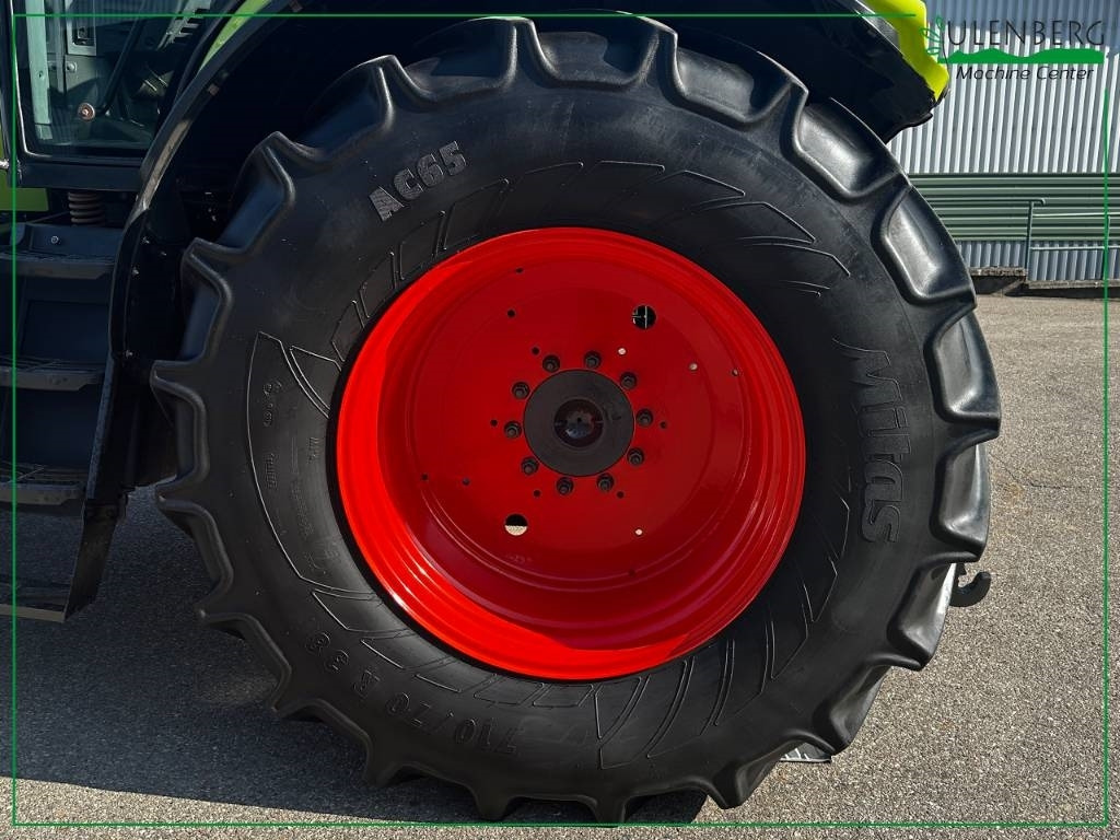 Tracteur agricole Claas Axion 830 Cebis