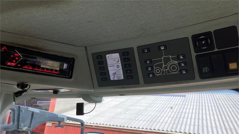 Tracteur agricole Claas Axion 830 Cebis