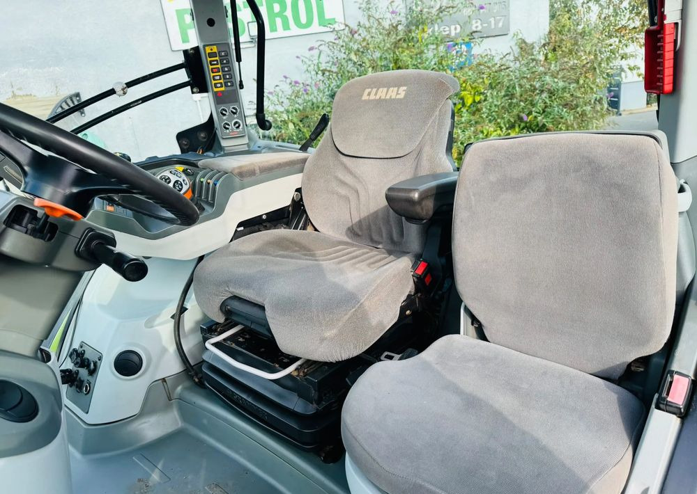 Tracteur agricole Claas Axion 830 Cebis