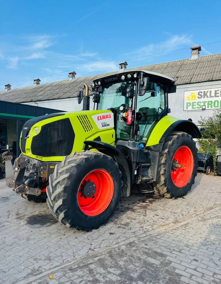Tracteur agricole Claas Axion 830 Cebis