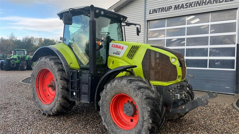 Tracteur agricole Claas Axion 830 Med frontlift