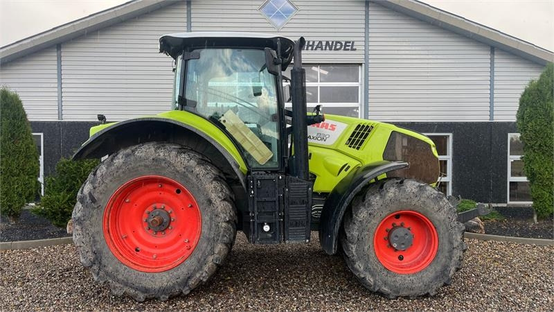 Tracteur agricole Claas Axion 830 Med frontlift