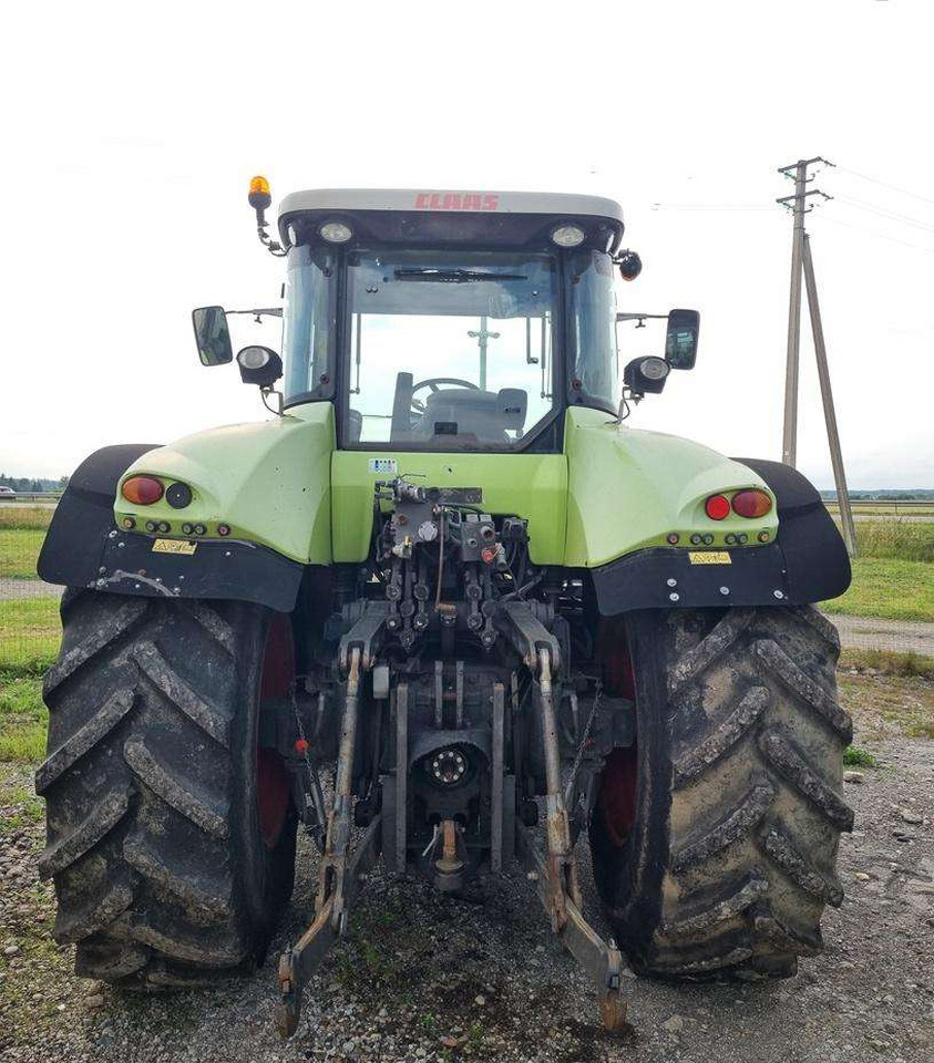 Tracteur agricole Claas Axion 840