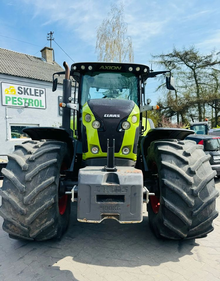 Tracteur agricole Claas Axion 840