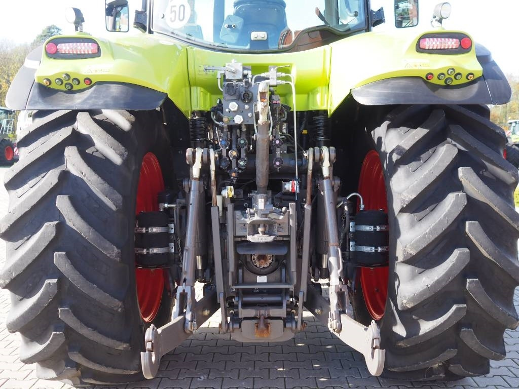 Tracteur agricole Claas Axion 840 CEBIS