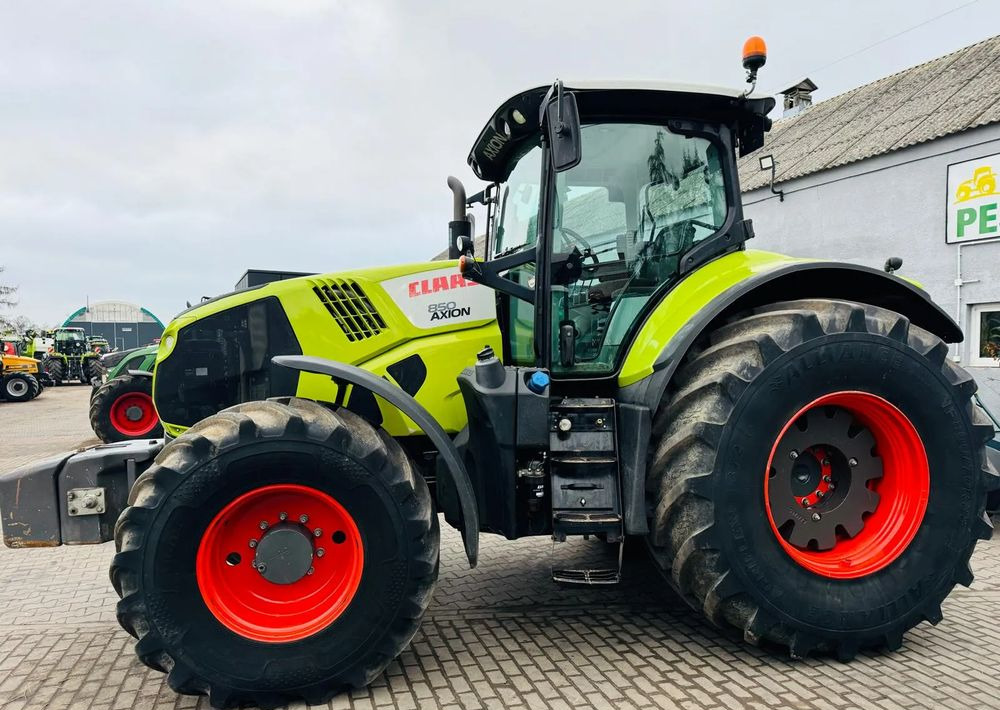 Tracteur agricole Claas Axion 850