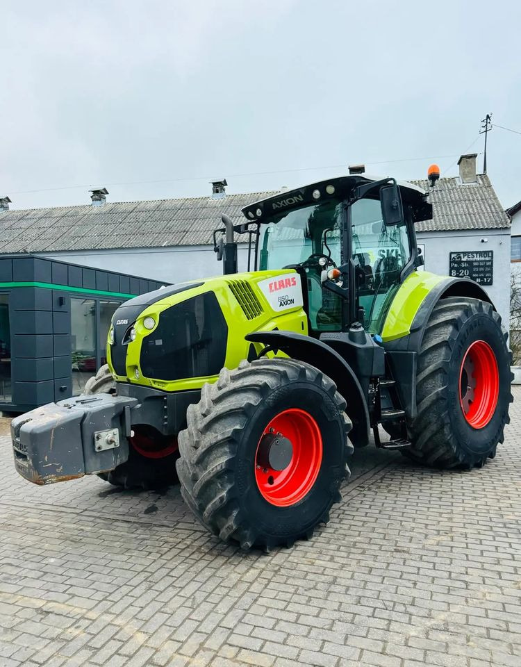 Tracteur agricole Claas Axion 850