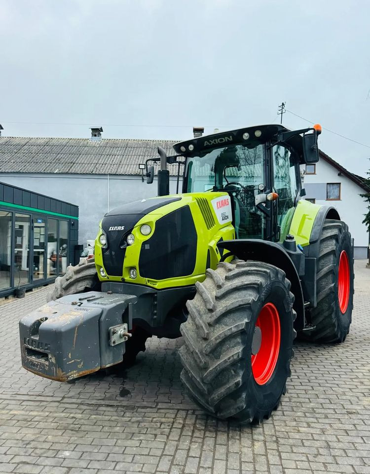Tracteur agricole Claas Axion 850