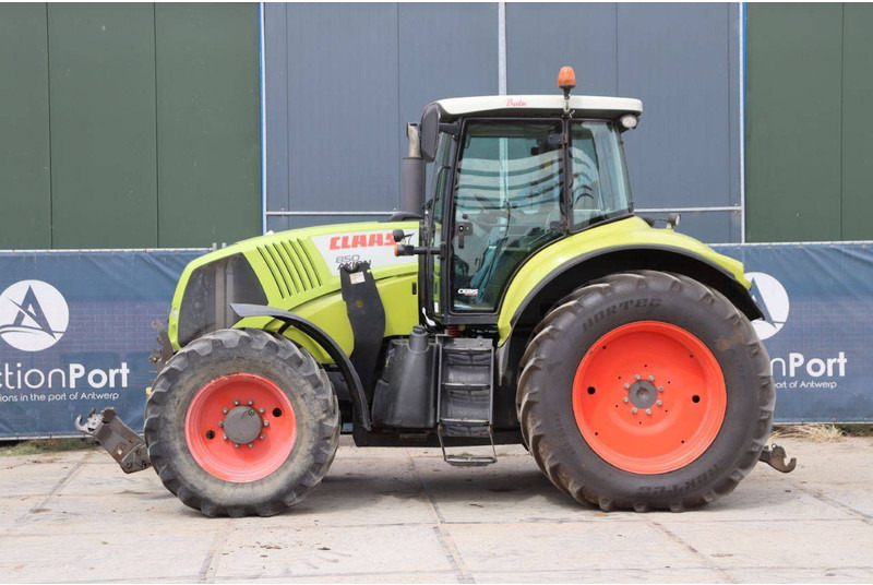 Tracteur agricole Claas Axion 850