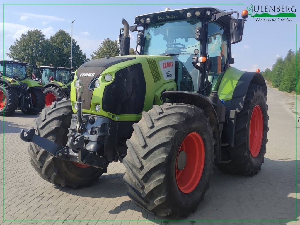 Tracteur agricole Claas Axion 850 CIS+