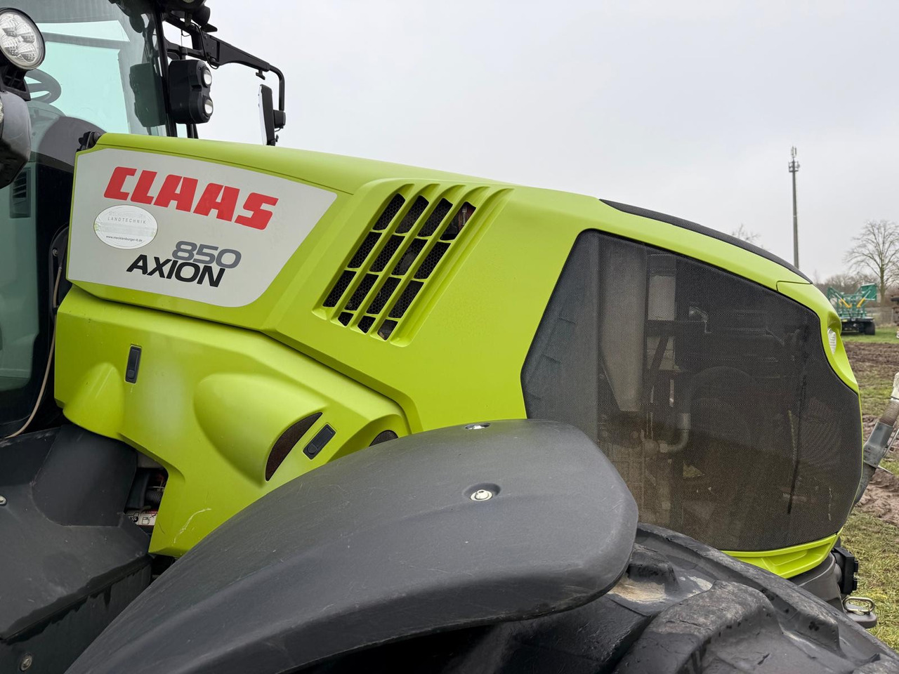 Tracteur agricole Claas Axion 850 C-Matic