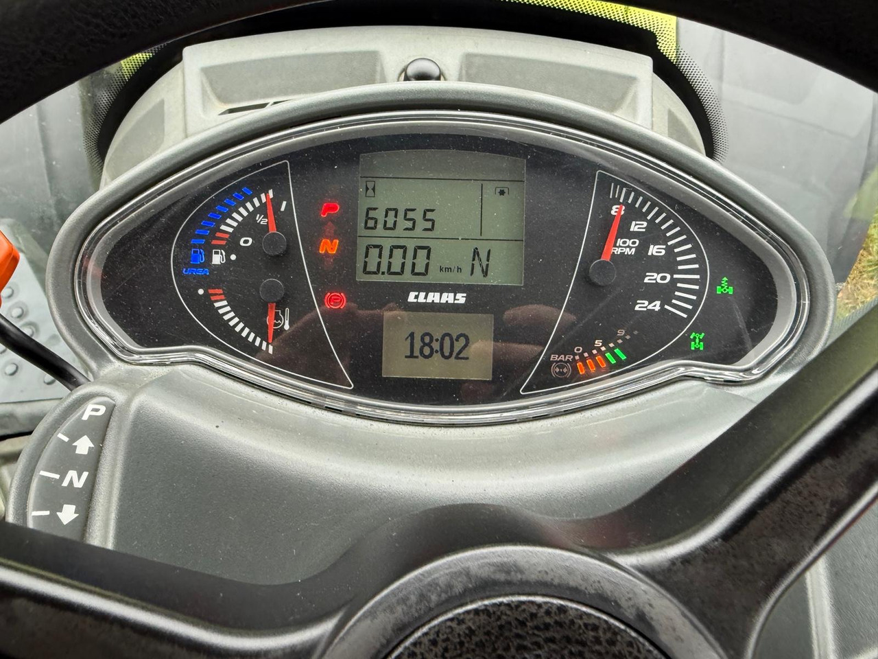 Tracteur agricole Claas Axion 850 C-Matic