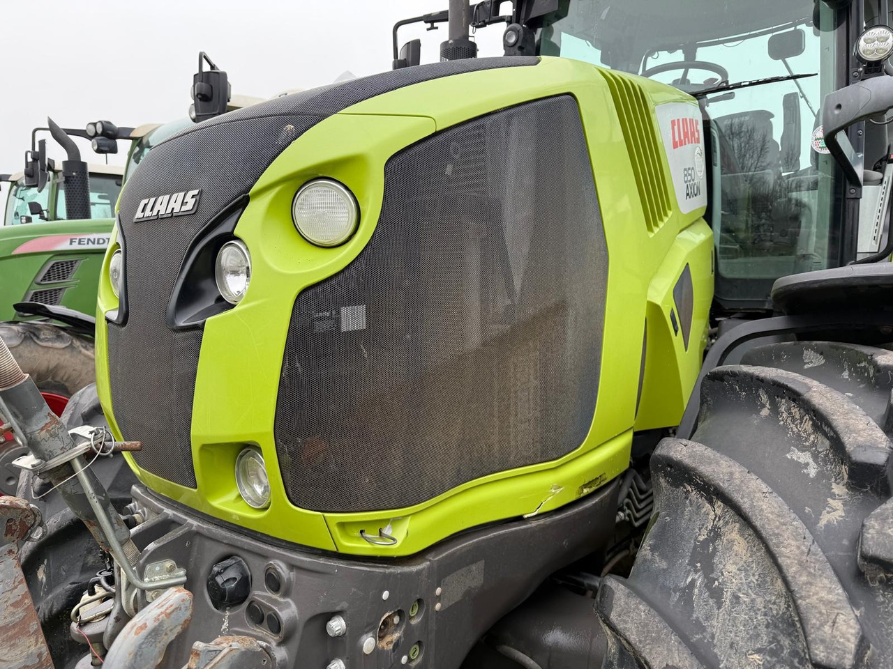 Tracteur agricole Claas Axion 850 C-Matic
